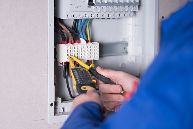 Emergency Electrician in Chesterfield Derbyshire
